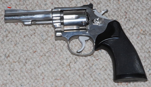 S&W Model 67